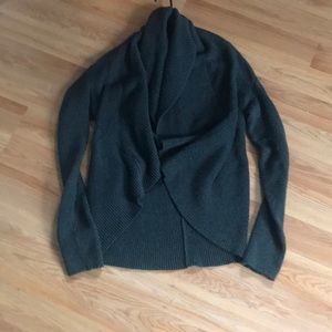 Cozy and Warm Old Navy Sweater